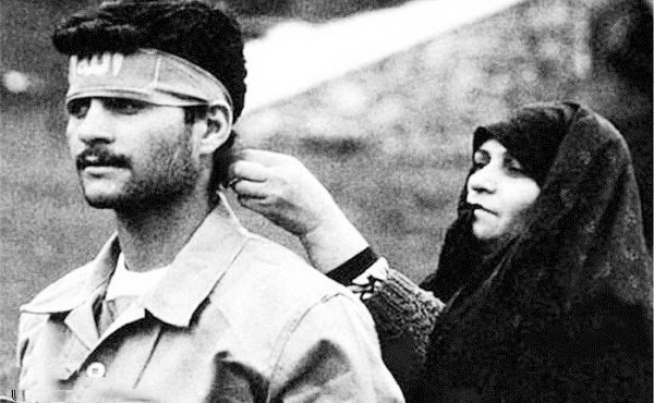 دفاع ازکیان ایران اسلامی وظیفه ای همگانی است دفاع ازکیان ایران اسلامی وظیفه ای همگانی است