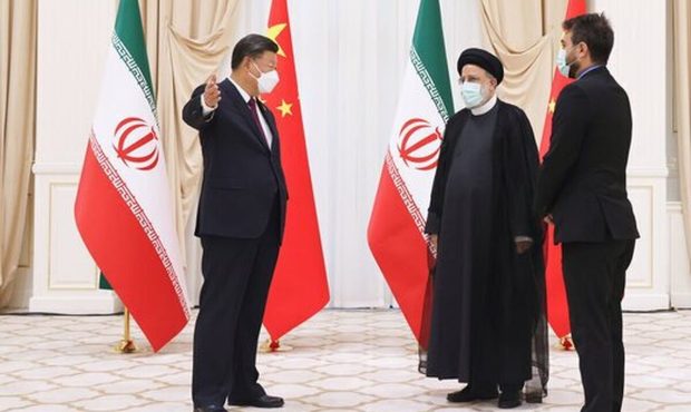 بیانیه مشترک ایران و چین: با دخالت تحریک‌آمیز سیاسی و تحریک به آشوب به بهانه حقوق بشر و دموکراسی مخالفیم/ لغو تحریم‌ها و اطمینان از منافع اقتصادی ایران بخش اساسی و پایه‌ای برجام است/ همه تحریم‌های مربوطه باید به‌گونه‌ای قابل راستی‌آزمایی برداشته شوند/ تهران، تعهد خود به سیاست چین واحد را ادامه می‌دهد