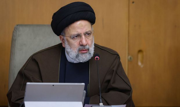 در جلسه هیات دولت مطرح کرد؛ تاکید رئیسجمهور بر اجرای قانون حجاب به عنوان اصل مورد تفاهم اجتماعی در جلسه هیات دولت مطرح کرد؛ تاکید رئیسجمهور بر اجرای قانون حجاب به عنوان اصل مورد تفاهم اجتماعی