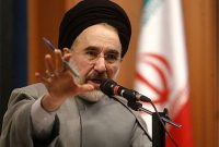 سیدمحمد خاتمی: اصلاح طلبی به شیوه و روال تجربه شده به بن بست رسیده/ نباید خود را اسیر اصطلاحات و نیز تقسیم بندی‌های طبیعی یا مصنوعی کرد/ فراوانند افرادی که براندازی را با خطراتی که برای مردم و کشور دارد توصیه نمی‌کنند