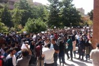 وزارت کشور: دستورالعمل برگزاری تجمعات قانونی تهیه شد/ در مهرماه امسال همزمان با شروع اعتراضات، این دستورالعمل آماده ابلاغ نبود/ دستورالعمل در همین روزها ابلاغ می‌شود