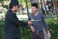 اطلاعیه پلیس به مناسبت ماه رمضان: حجاب در محیط‌های عمومی را با دقت بیشتری رعایت کنید/ سرنشینان وسایل نقلیه و افرادی که از فضای پارک‌ها استفاده می‌کنند از تظاهر به روزه‌خواری، ایجاد آلودگی صوتی و اعمال منافی شئونات اسلامی اجتناب کنند