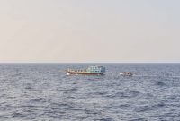 ادعای انگلیس: تسلیحات ایرانی از جمله موشک های هدایت شونده ضد تانک را از یک کشتی در دریای عمان ضبط کردیم/ این کشتی در هنگام شب با سرعت زیاد از سمت جنوب ایران درحال حرکت بود ادعای انگلیس: تسلیحات ایرانی از جمله موشک های هدایت شونده ضد تانک را از یک کشتی در دریای عمان ضبط کردیم/ این کشتی در هنگام شب با سرعت زیاد از سمت جنوب ایران درحال حرکت بود