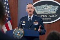 ادعای سخنگوی پنتاگون: مطمئن هستیم پهپادی که تاسیسات ما در دیرالزور سوریه را هدف قرار داد، ایرانی بود/ ایران از شبه نظامیانی که به آمریکاییها در شمال شرق سوریه حمله کردند، حمایت میکند/ این مسئولیت ایران است که امنیت و ثبات در منطقه را نقض نکند ادعای سخنگوی پنتاگون: مطمئن هستیم پهپادی که تاسیسات ما در دیرالزور سوریه را هدف قرار داد، ایرانی بود/ ایران از شبه نظامیانی که به آمریکاییها در شمال شرق سوریه حمله کردند، حمایت میکند/ این مسئولیت ایران است که امنیت و ثبات در منطقه را نقض نکند