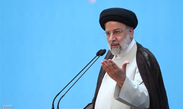 رئیسی: جمهوری اسلامی لذت و رفاه را سرکوب نمیکند، بلکه به آن جهت میدهد/ غربیها دنبال ترویج فرهنگ خود به مردم ایران اسلامی هستند؛ مقابله با این تهاجم دقت و ظرافت زیادی میطلبد رئیسی: جمهوری اسلامی لذت و رفاه را سرکوب نمیکند، بلکه به آن جهت میدهد/ غربیها دنبال ترویج فرهنگ خود به مردم ایران اسلامی هستند؛ مقابله با این تهاجم دقت و ظرافت زیادی میطلبد