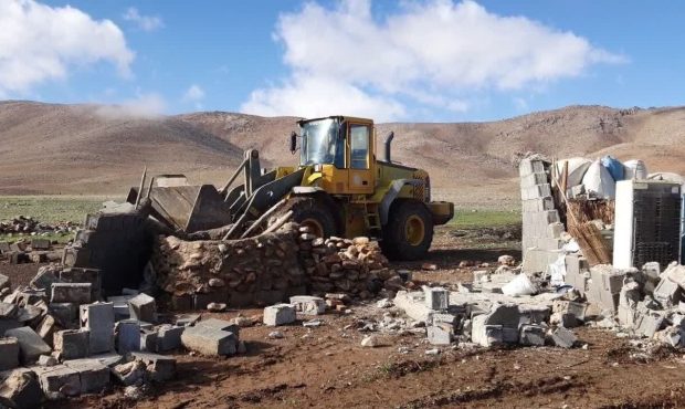 مدیرکل راه و شهرسازی استان ایلام عنوان کرد: رفع تصرف ۳ هزار متر مربع از اراضی ملی و دولتی شهر ایلام در تعطیلات نوروز