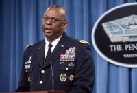 وزیر دفاع آمریکا: اگر اوضاع تغییر کند، باید برای جلوگیری از دستیابی ایران به سلاح هسته‌ای اقدام کنیم