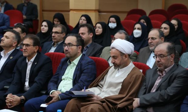 امامجمعه ایلام تاکید کرد: برگزاری شورای فرهنگی منطقه هفت صنعت نفت در ایلام، یک فرصت است امامجمعه ایلام تاکید کرد: برگزاری شورای فرهنگی منطقه هفت صنعت نفت در ایلام، یک فرصت است