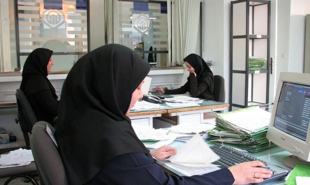 «یکسان‌سازی پوشش کارکنان زن» ادارات کلید خورد؛ تهیه «بن کمک هزینه خرید مانتو و شلوار اداری»