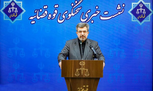 سخنگوی قوه قضائیه در رابطه با حجاب: همه باید در برابر قانون تسلیم باشیم/ افراد اگر مرتکب جرم شوند قطعا برخورد قانونی صورت خواهد گرفت