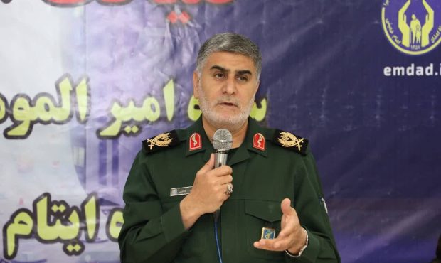 فرمانده سپاه امیرالمومنین (ع) ایلام تاکید کرد: سپاه دستگاه خدمت رسان بی منت به جامعه نیازمندان است فرمانده سپاه امیرالمومنین (ع) ایلام تاکید کرد: سپاه دستگاه خدمت رسان بی منت به جامعه نیازمندان است