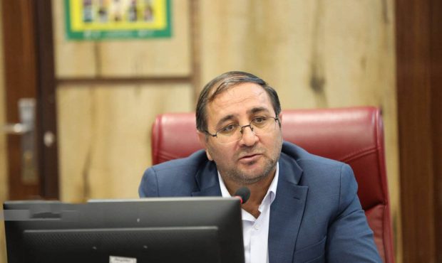 مدیرکل تعاون، کار و رفاه اجتماعی ایلام تاکید کرد: ۸۱ هزار کارگر مشمول قانون کار در ایلام مشغول فعالیت هستند