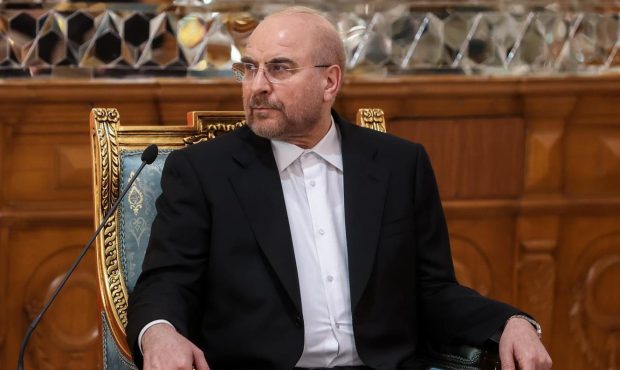 قالیباف: در رتبه بندی معلمان به گونهای عمل شد که کام چند صد هزار معلم تلخ شد قالیباف: در رتبه بندی معلمان به گونهای عمل شد که کام چند صد هزار معلم تلخ شد