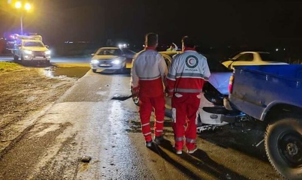 مدیرعامل جمعیت هلال احمر ایلام از امدادرسانی هلال احمر به ۴۵ خانواده ایلامی خبر داد