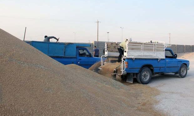 مدیرکل استاندارد ایلام خبر داد؛ کنترل و پایش باسکول‌های مراکز خرید غلات در ایلام