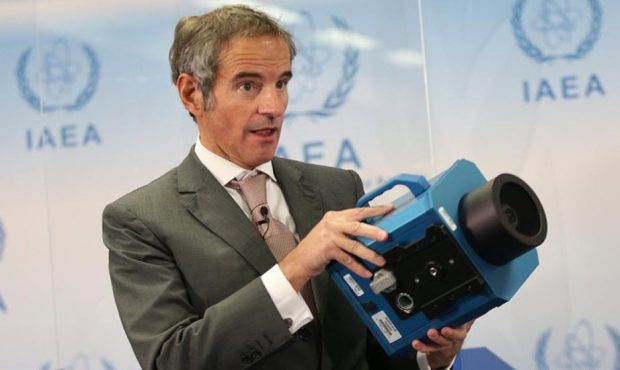 گروسی در مورد اجرای توافق آژانس و ایران: داریم کار را با نصب دوربین ها و اتصال مجدد برخی سیستم های نظارتی آنلاین شروع می کنیم؛ چند هفته طول می کشد اما داریم شروع می کنیم