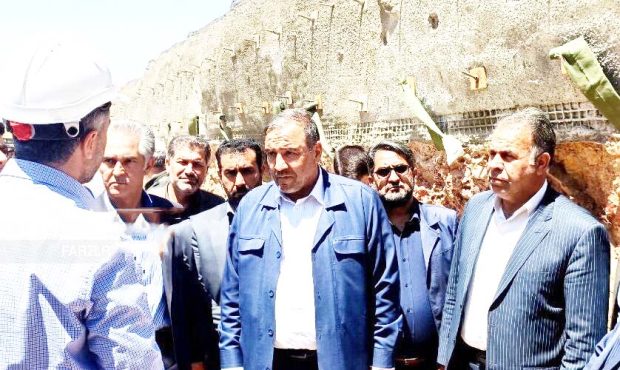 استاندار ایلام تاکید کرد: متقاضیان طرح نهضت ملی مسکن ایلام آورده خود را پرداخت کنند