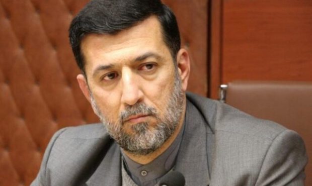 سرپرست وزارت جهادکشاورزی: تا بازار داخل به ثبات نرسد صادرات دام زنده ممنوع است/ مخالف قطعه‌بندی گوشت نیستیم