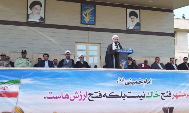 امام جمعه ایلام تاکید کرد: استقامت مردم در برابر ناملایمات ثمره از خودگذشتگی رزمندگان دوران دفاع مقدس است