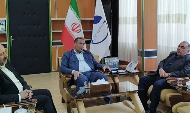 استاندار ایلام تاکید کرد: تسهیل در روند ورود سرمایه گذاران مهم ترین رویکرد حوزه اقتصادی ایلام است