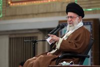 رهبر انقلاب: در برخی مسئولین گذشته فکری وجود داشته که آموزش و پرورش را از دولت جدا کنیم، بدهیم دست بخشهای خصوصی؛ این برای نابود کردن کشور فکر خوبی است! رهبر انقلاب: در برخی مسئولین گذشته فکری وجود داشته که آموزش و پرورش را از دولت جدا کنیم، بدهیم دست بخشهای خصوصی؛ این برای نابود کردن کشور فکر خوبی است!