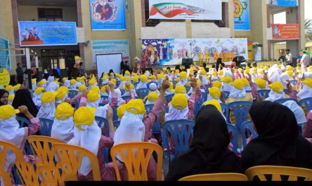 مدیرعامل شرکت توزیع نیروی برق ایلام خبر داد: اجرای طرح همیاران انرژی برق در ایلام