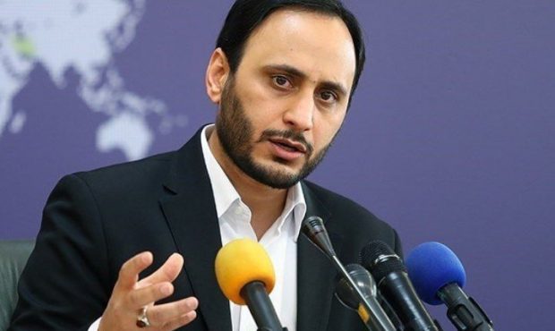 پاسخ سخنگوی دولت به انتقاد قالیباف از عدم اجرای کالابرگ الکترونیکی: باید زیرساختی مهیا باشد یا نه/ قانونی در مجلس باید مصوب شود که قابلیت اجرا داشته باشد