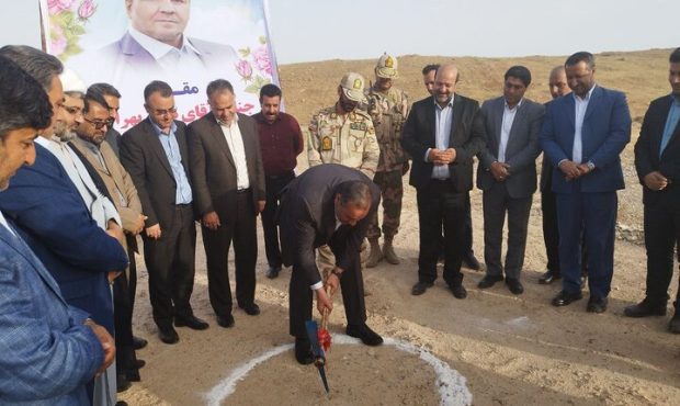 کلنگ زنی پروژه راه دسترسی بازارچه «هلال شمالی» ایلام