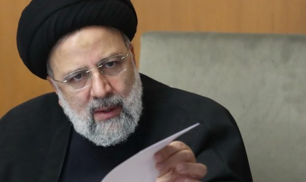 اقناع افکار عمومی در خصوص ثمرات این تصمیم مهم است/ باید با تصمیمات سنجیده به جامعه امید بدهیم اقناع افکار عمومی در خصوص ثمرات این تصمیم مهم است/ باید با تصمیمات سنجیده به جامعه امید بدهیم