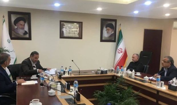 ستاد اجرایی فرمان امام (ره) با سرمایه گذاری در حوزه نفت و گاز ایلام موافقت کرد ستاد اجرایی فرمان امام (ره) با سرمایه گذاری در حوزه نفت و گاز ایلام موافقت کرد