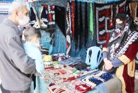 آغاز بکار نمایشگاه صنایع دستی و سوغات‌محلی در چهار شهرستان ایلام