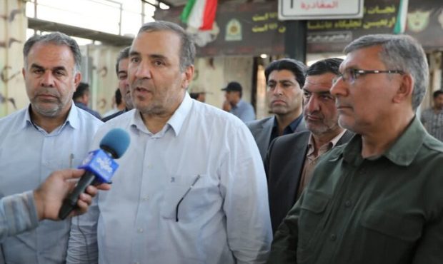 استاندار ایلام از پیشرفت فیزیکی ۵۰ درصدی پروژه احداث سایبان در مرز مهران خبر داد استاندار ایلام از پیشرفت فیزیکی ۵۰ درصدی پروژه احداث سایبان در مرز مهران خبر داد