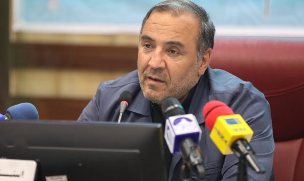 استاندار ایلام از اختصاص ۷۰۰ میلیارد ریال اعتبار به شهرداری های استان ایلام خبر داد استاندار ایلام از اختصاص ۷۰۰ میلیارد ریال اعتبار به شهرداری های استان ایلام خبر داد