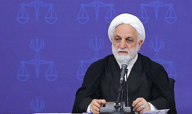 یکی از ماموریت‌های بانک مرکزی حفظ ارزش پول ملی است/ چرا بانک مرکزی اجازه اضافه برداشت را به بانک‌ها می‌دهد؟