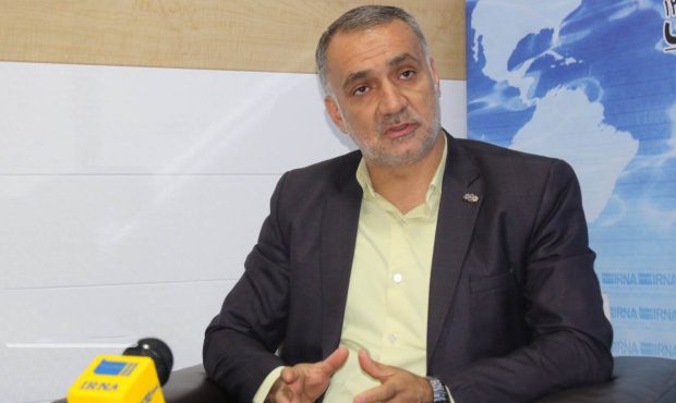 استعدادهای فوتبالی در محلات ایلام توسط ستاد اجرایی فرمان امام(ره) شناسایی می شوند