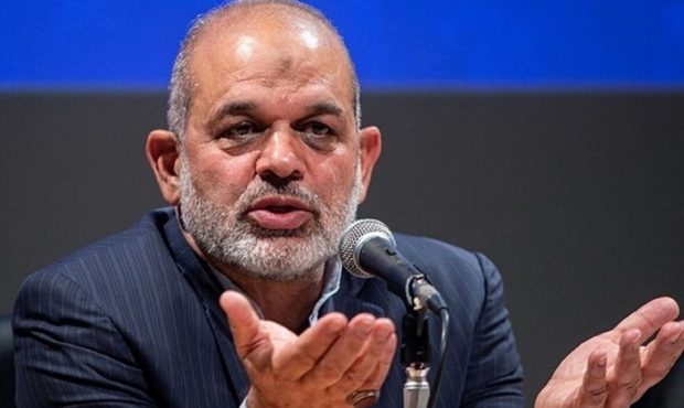 غرب به دنبال تئوریزه کردن برهنگی است/بحث حجاب و عفاف یک مساله سیاسی است؛ جامعه را از حد درگیر بودن از لذایذ سیاسی خارج می‌کند