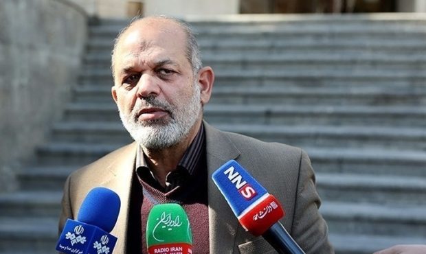 امیدواریم در مورد موضوع معاون سیاسی با دوستان به تفاهم مناسبی برسیم/ پیشنهاد افزایش اعتبار گذرنامه‌ها از ۵ به ۱۰ سال