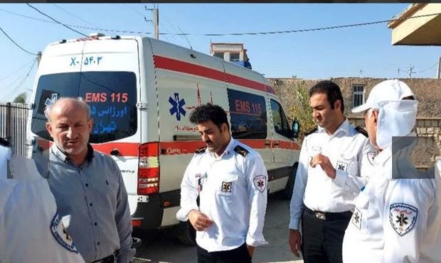 رئیس اورژانس پیش بیمارستانی و مدیریت حوادث علوم پزشکی ایلام خبر داد: گرمازدگی ۱۰ هزار و ۱۶۷ نفر در استان طی این مدت رئیس اورژانس پیش بیمارستانی و مدیریت حوادث علوم پزشکی ایلام خبر داد: گرمازدگی ۱۰ هزار و ۱۶۷ نفر در استان طی این مدت