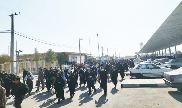 همه تلاشها در مهران بر تسهیل تردد، آسایش و خدماترسانی به وقفه به زوار متمرکز شده است همه تلاشها در مهران بر تسهیل تردد، آسایش و خدماترسانی به وقفه به زوار متمرکز شده است