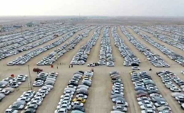 استاندار ایلام از پارک حدود ۶۰ هزار خودرو در پارکینگ‌ اربعین مهران خبر داد