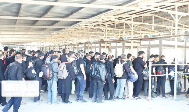 معاون وزیر راه تاکید کرد: بزرگترین دغدغه راهداری جابه‌جایی زائران از مرز مهران در روز اربعین است