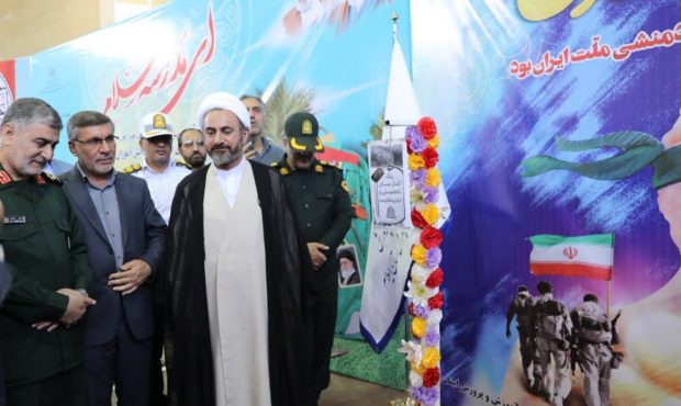 امام جمعه ایلام تاکید کرد: دشمن جنگ نرم فرهنگی را جایگزین نبرد سخت نظامی کرده است