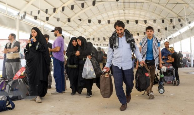 مدیرکل راهداری و حمل و نقل جاده ای  از تردد سه میلیون و ۳۸۳ هزار زائر از مرز مهران خبر داد