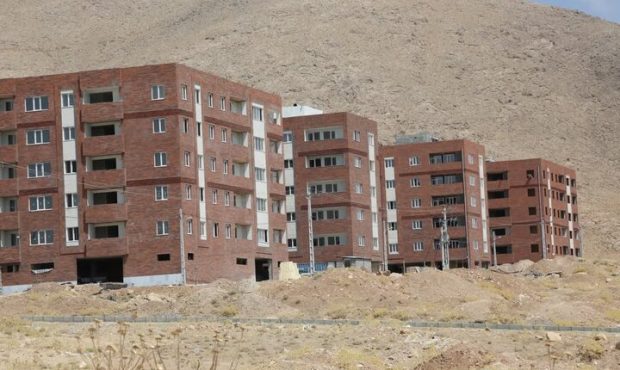 معاون هماهنگی استاندار ایلام از  تامین ۲۷۶ هکتار زمین برای طرح نهضت ملی مسکن ایلام خبر داد