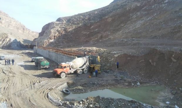 مدیرعامل آب منطقه ای استان ایلام خبر داد: اختصاص هفت هزار و ۱۵۰ میلیارد ریال برای سد سیکان دره شهر مدیرعامل آب منطقه ای استان ایلام خبر داد: اختصاص هفت هزار و ۱۵۰ میلیارد ریال برای سد سیکان دره شهر