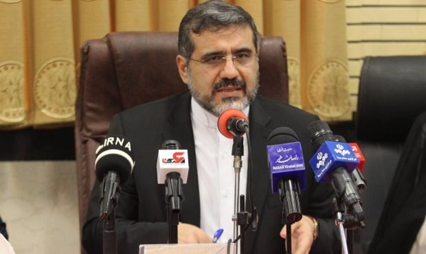 وزیر ارشاد خبر داد: تولید کاغذ یارانه ای داخلی به ۸۰ هزار تن رسیده است وزیر ارشاد خبر داد: تولید کاغذ یارانه ای داخلی به ۸۰ هزار تن رسیده است