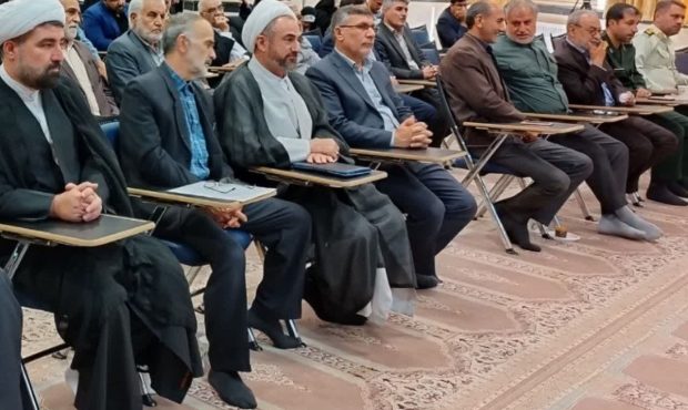 معاون سیاسی امنیتی استاندار ایلام تاکید کرد: اجرای برنامههای فرهنگی و معنوی خنثیکننده تهاجمات فرهنگی دشمن است معاون سیاسی امنیتی استاندار ایلام تاکید کرد: اجرای برنامههای فرهنگی و معنوی خنثیکننده تهاجمات فرهنگی دشمن است