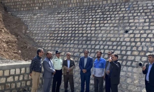 مدیرکل منابع طبیعی و آبخیزداری استان از اجرای ۱۲ طرح آبخیزداری ایلام خبر داد مدیرکل منابع طبیعی و آبخیزداری استان از اجرای ۱۲ طرح آبخیزداری ایلام خبر داد