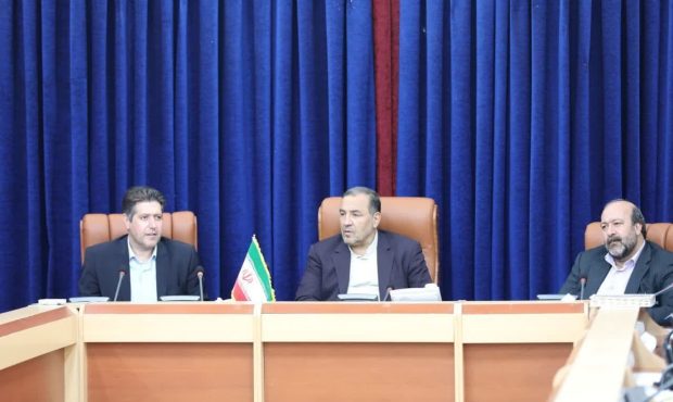 استاندار ایلام تاکید کرد: کارگروههای اشتغال، نهضت ملی مسکن و کارگروه تسهیل و رفع موانع تولید در خارج از ساعت اداری برگزار شوند استاندار ایلام تاکید کرد: کارگروههای اشتغال، نهضت ملی مسکن و کارگروه تسهیل و رفع موانع تولید در خارج از ساعت اداری برگزار شوند