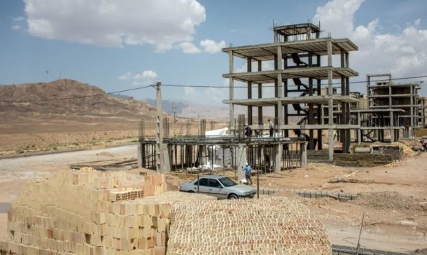 مدیرکل راه و شهرسازی از ثبت نام ۲ هزار و ۲۰۴ ایلامی برای دریافت زمین در طرح جوانی جمعیت خبر داد